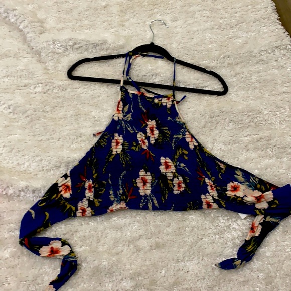 Open back tank top - Picture 1 of 3